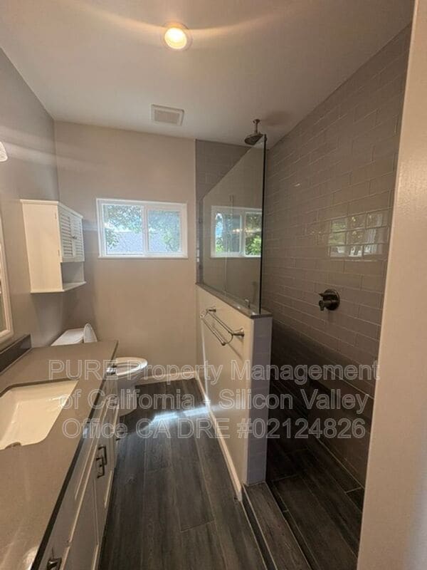 Building Photo - 40469 Shaw Ct