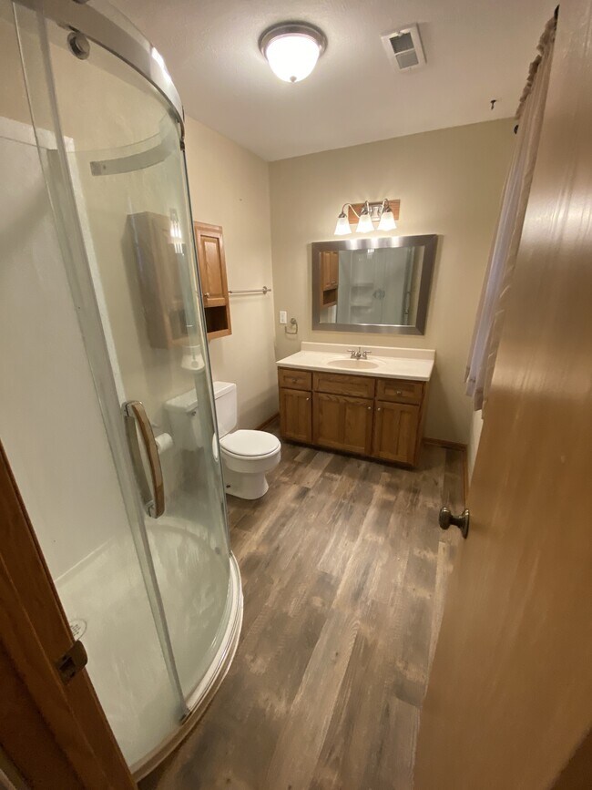 Building Photo - 702 E Ohio St