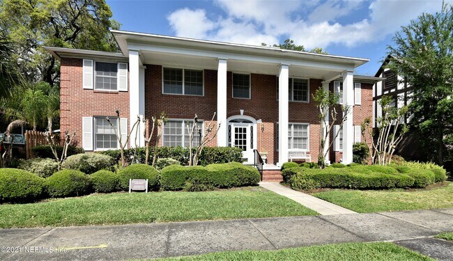 Building Photo - 1809 Willow Branch Terrace