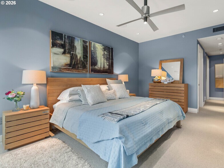 Building Photo - 311 NW 12th Ave