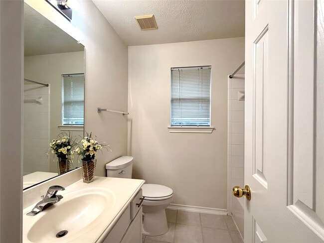 Building Photo - 5610 Gaffney Ln