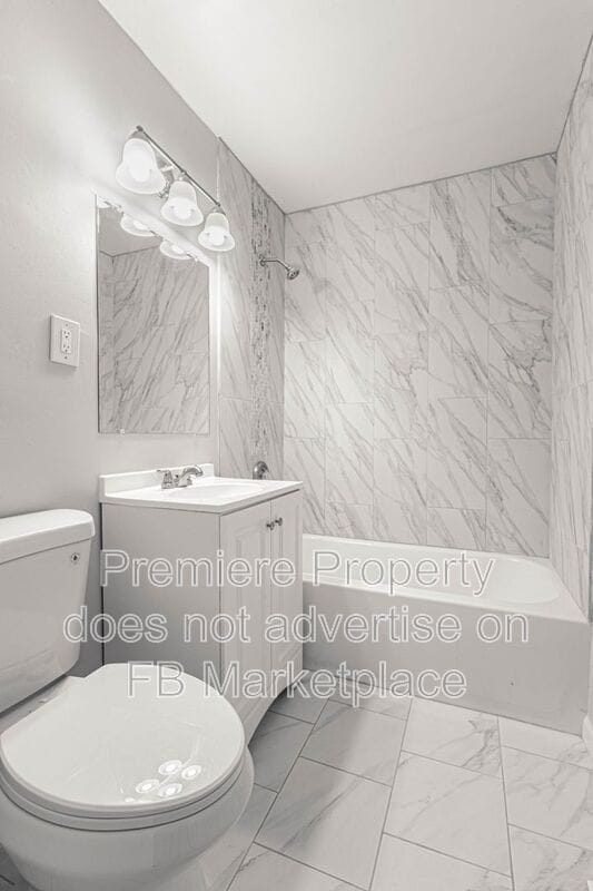 Building Photo - 7334 NE 51st St