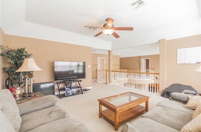 Building Photo - 3815 Lagoona Dr