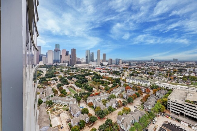 Building Photo - 1711 Allen Pkwy