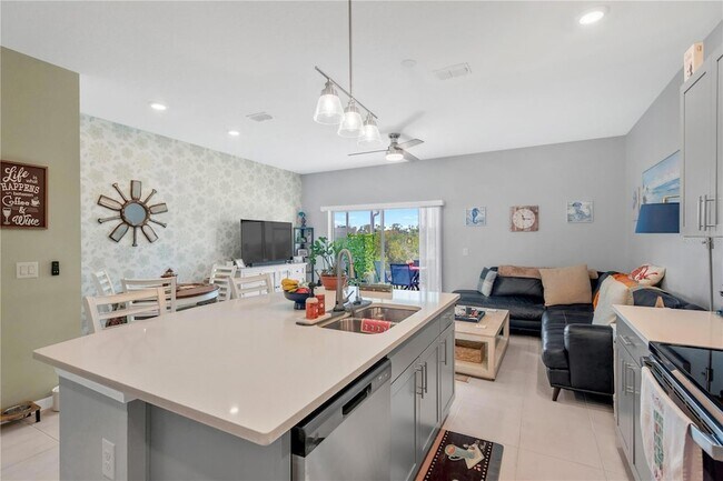 Building Photo - 11779 Glenside Ter