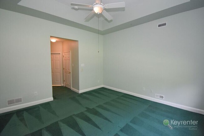 Building Photo - 1616 Saratoga Ct