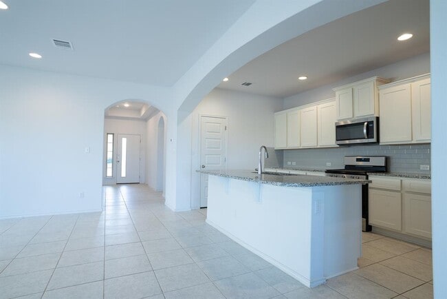 Building Photo - 345 Horsemint Way