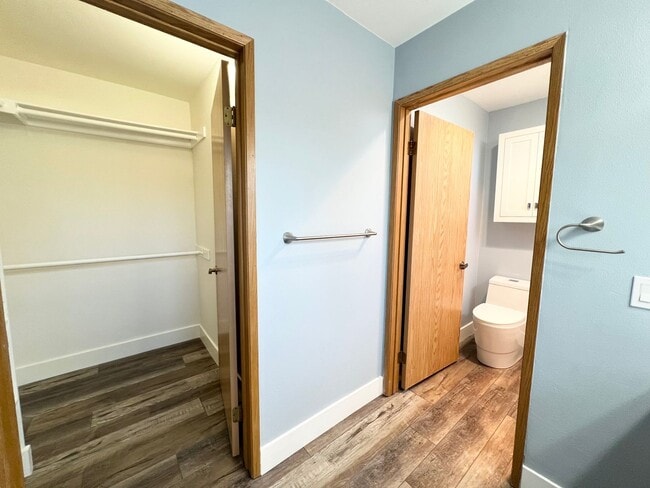 Building Photo - Spacious 2 Bedroom, 2 Bath Condo in Desira...