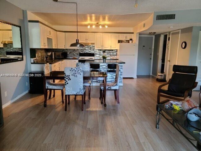 Building Photo - 2061 NW 47th Terrace