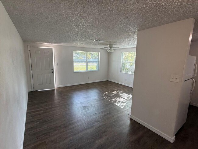 Building Photo - 5322 S Lockwood Ridge Rd