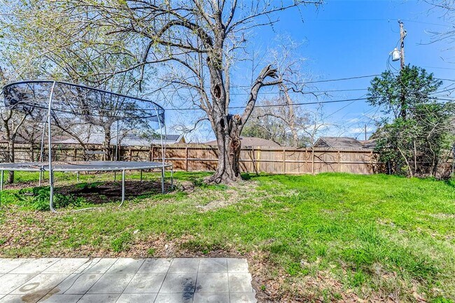Building Photo - 6763 Glen Rock Dr