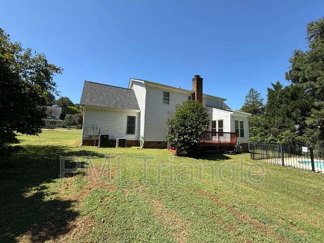 Building Photo - 4301 Ellinwood Dr
