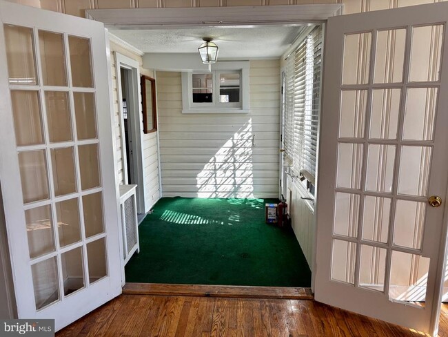 Building Photo - 8122 John Mosby Hwy