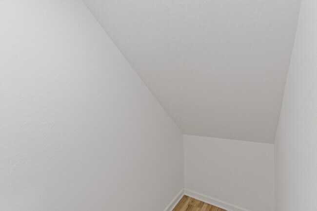 Building Photo - 4131 Balboa Dr