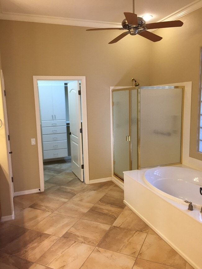 Building Photo - 13283 W Micheltorena Ct