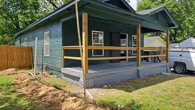 Building Photo - 771 Josephine St