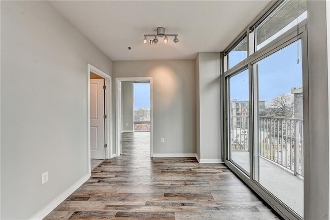 Building Photo - 923 Peachtree St NE