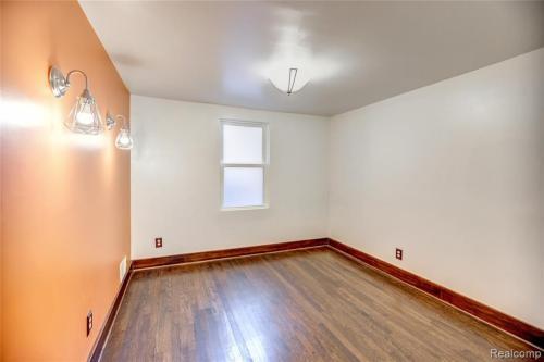 Building Photo - 7472 Woodrow Wilson St