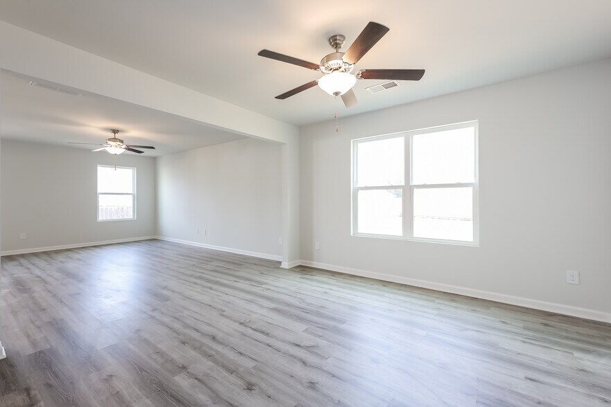 Building Photo - 229 Celebration Ave