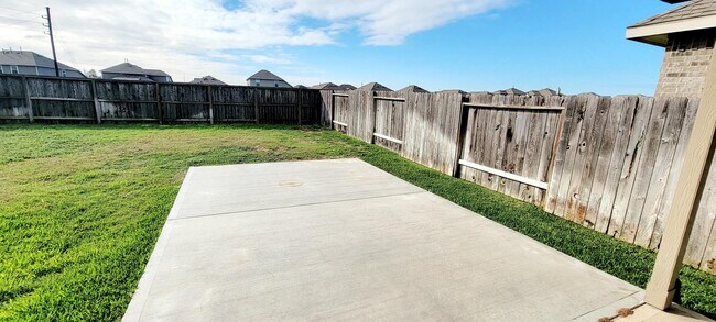 Building Photo - 3519 Fern Footpath Ln