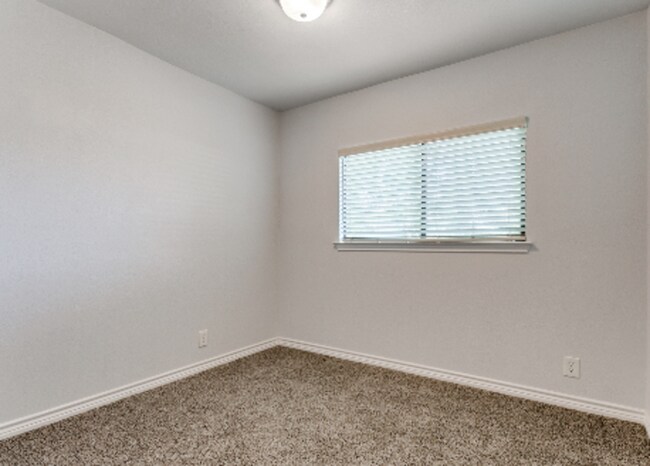 Building Photo - 5978 Sunrise Bend Dr