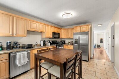 Building Photo - 93 Kilsyth Rd