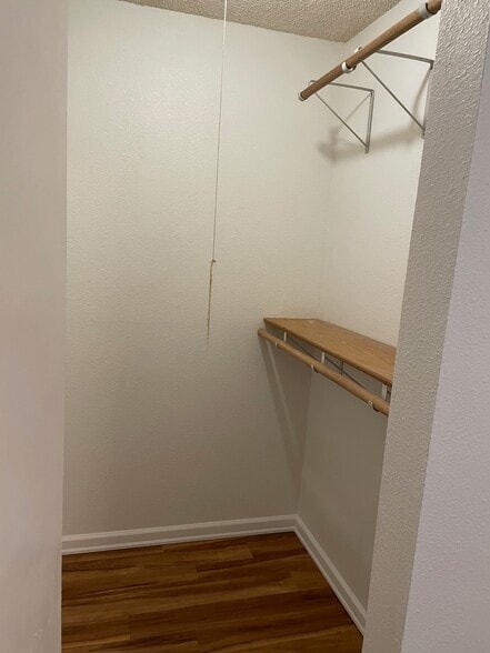 2nd bedroom with walk-in closet - 2533 La Honda Dr