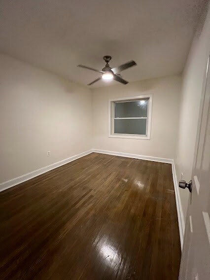 Building Photo - 1213 Raum St NE