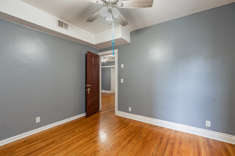 Building Photo - 4627 N Monticello Ave
