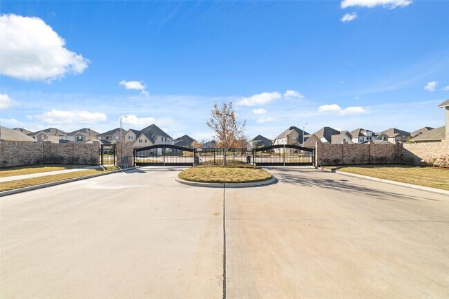 Building Photo - 13831 Andover Park Dr