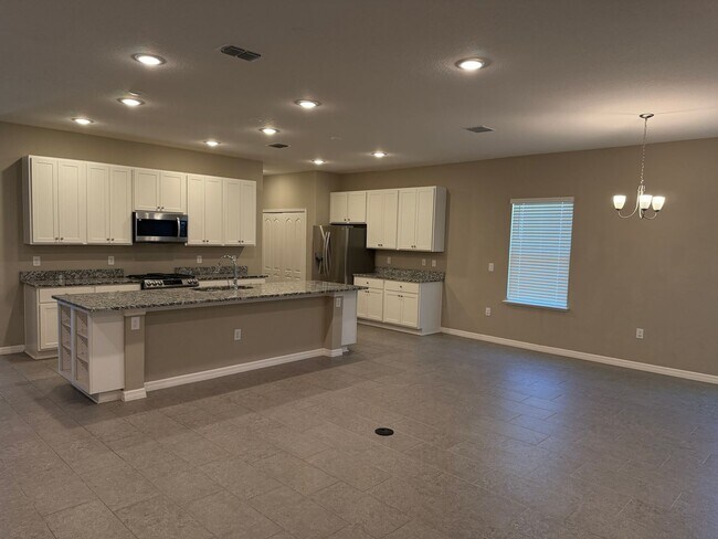Building Photo - Terrifically Maintained Rental Home in Leesburg!