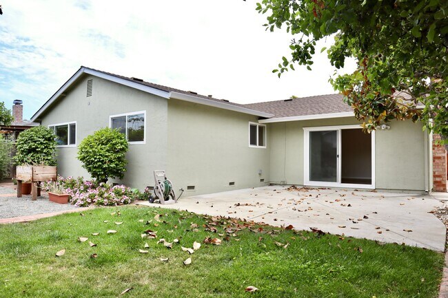 Building Photo - Adorable home in Northgate – Fremont!