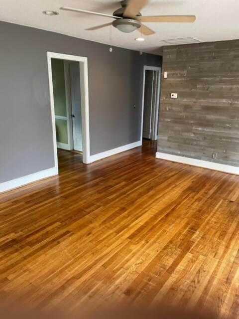 Building Photo - 3938 Edmond Dr