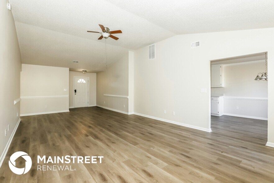 Building Photo - 1915 Portwest Way