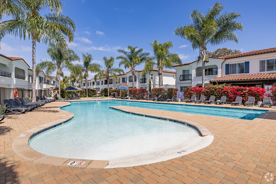 Pool - Town Park Villas