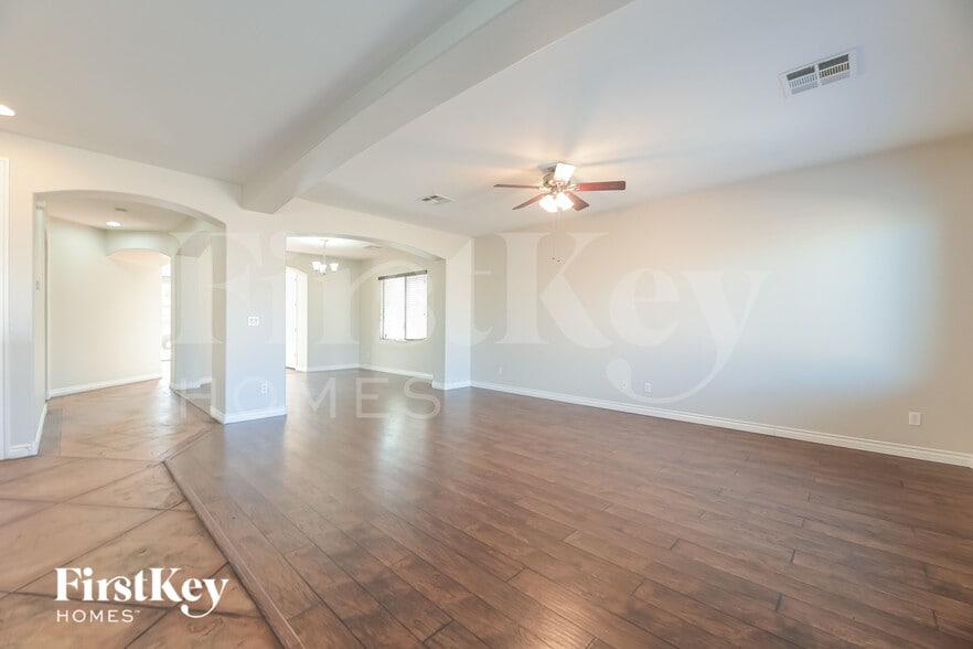 Building Photo - 28 Delighted Ave