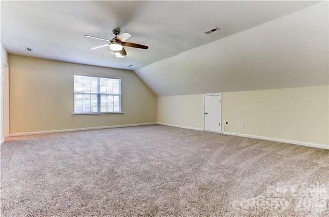 Building Photo - 5067 Timber Falls Dr