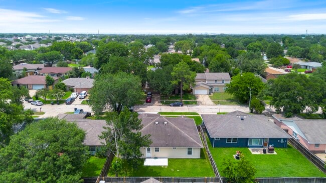 Building Photo - 14315 Branchwater Ln