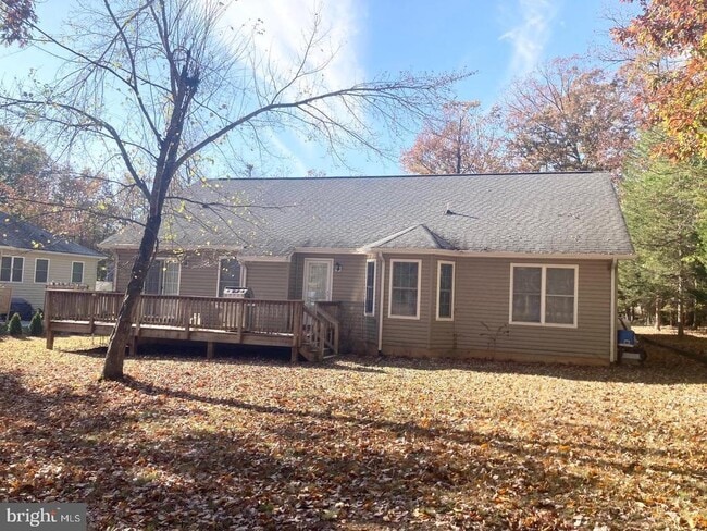 Building Photo - 3002 Lakeview Pkwy