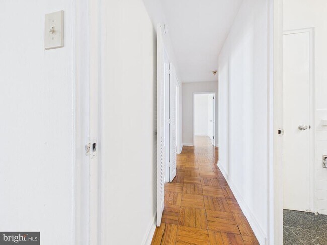 Building Photo - 2601 Pennsylvania Ave