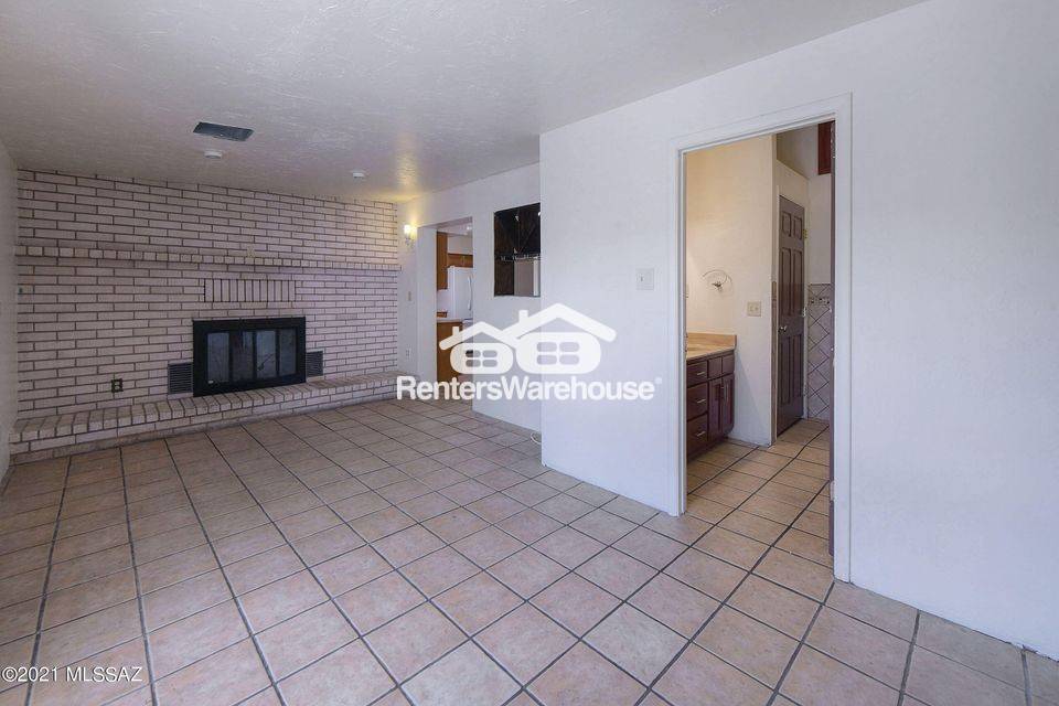 Building Photo - 6442 E Calle Pegaso
