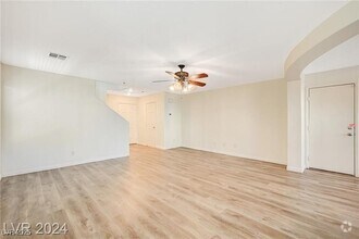 Building Photo - 11540 Kindsland St