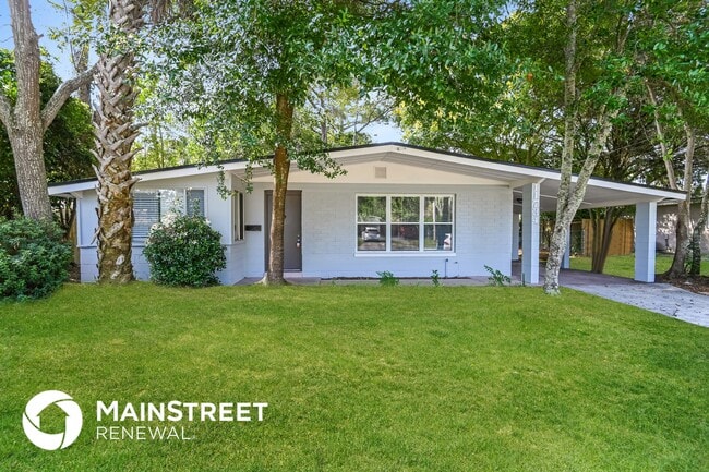 Building Photo - 11734 Cape Horn Ave