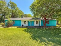 Building Photo - 8875 Maple St