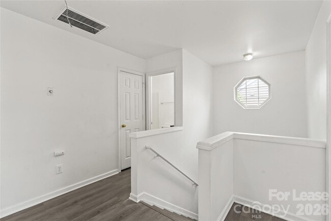 Building Photo - 2724 Mulberry Pond Dr