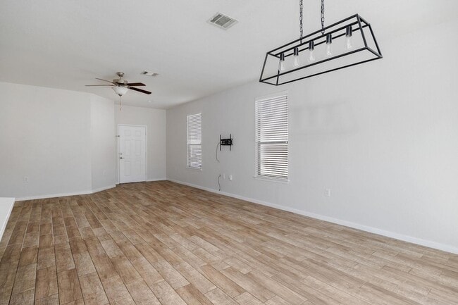 Building Photo - 8909 Winter Haven Rd