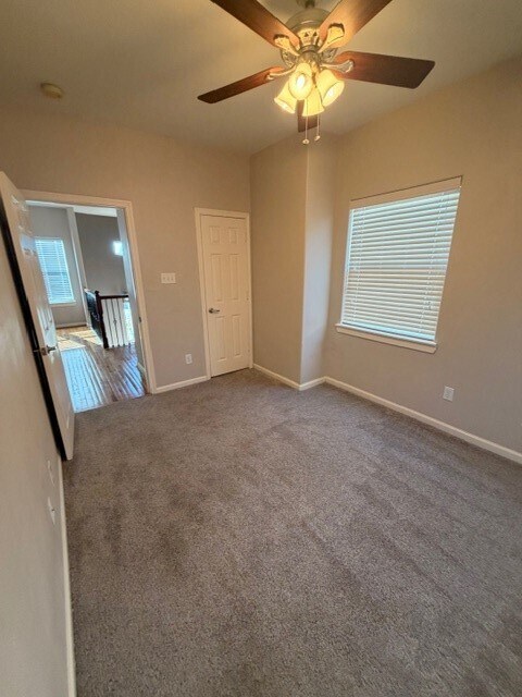 Building Photo - 1141 W 24th St