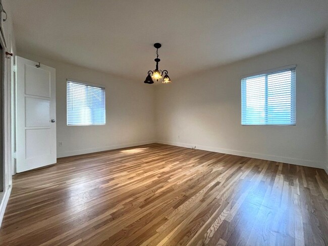 Building Photo - 5142 Brockbank Pl