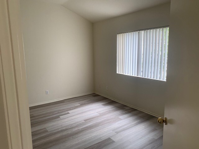 One bedroom - 4434 Apricot Rd