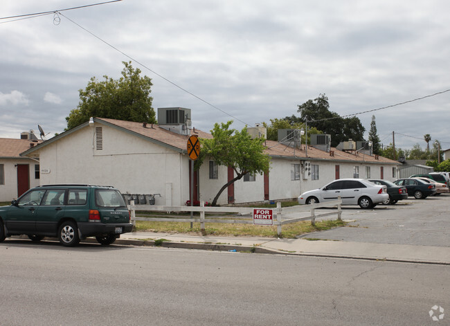 Building Photo - Casa Verde Apartments
